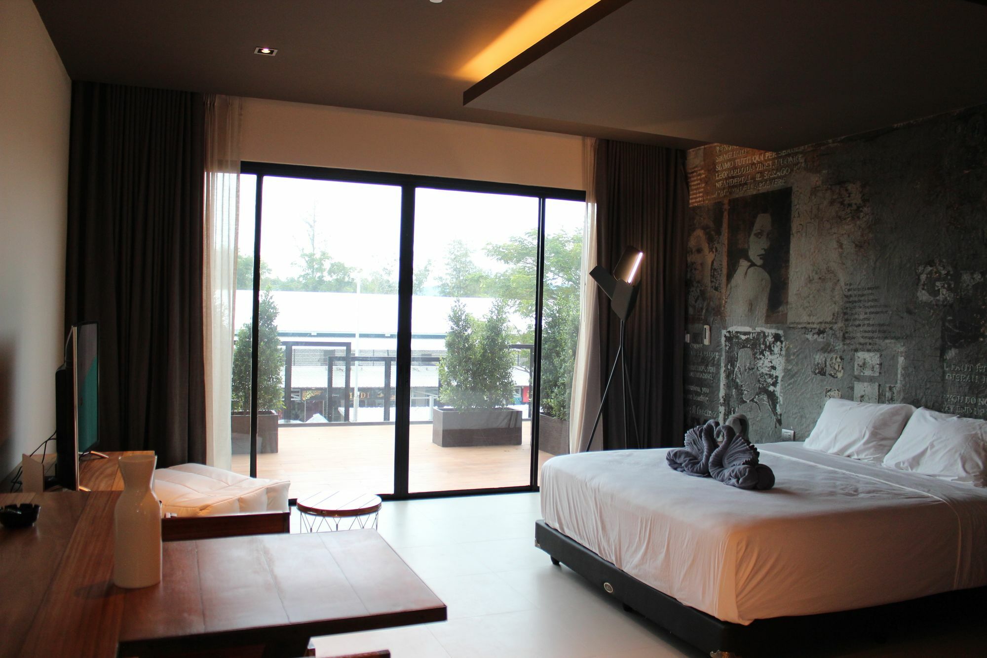 Little Paris Phuket Apartment Exterior photo